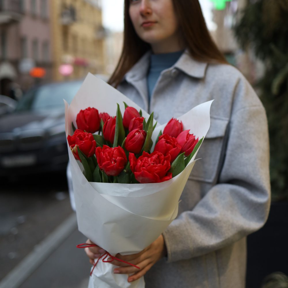 Монобукет "15 Красных тюльпанов"