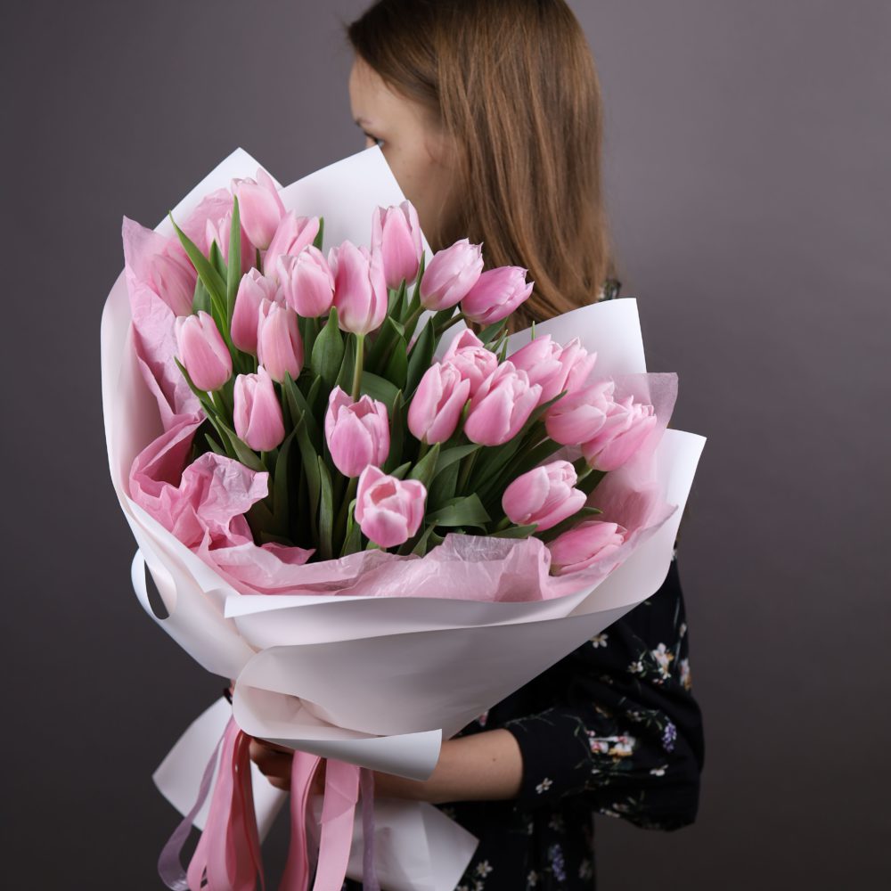 Монобукет из розовых тюльпанов 25 шт